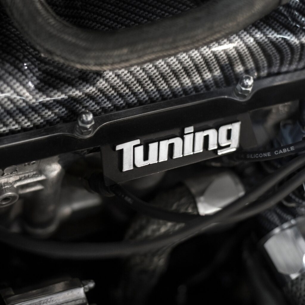 Stage 2 chiptuning auto met downpipe